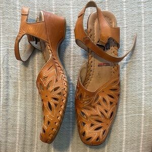Pikolinos Leather Sandals EU 37